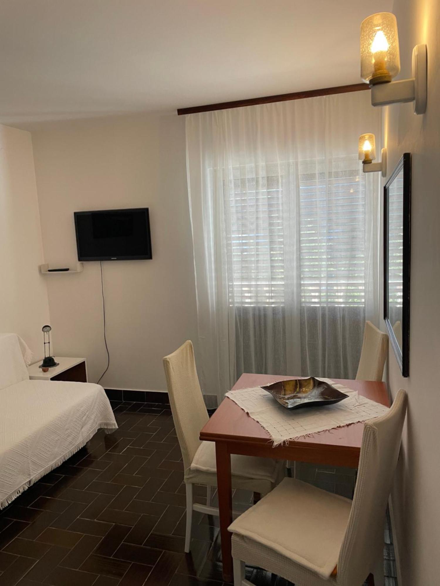 Guesthouse Antonija 베리로신즈 외부 사진